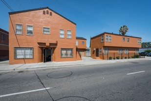 527-531 N Fresno St Apartments