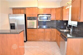 1141 N 66 Terrace in Hollywood, FL - Foto de edificio - Building Photo