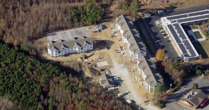 The Retreat at Selma in Selma, NC - Building Photo - Building Photo