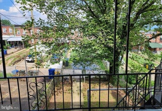 3654 Chesterfield Ave in Baltimore, MD - Foto de edificio - Building Photo