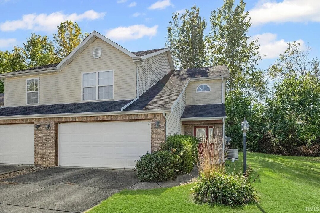 2815 Wyndham Way in West Lafayette, IN - Foto de edificio