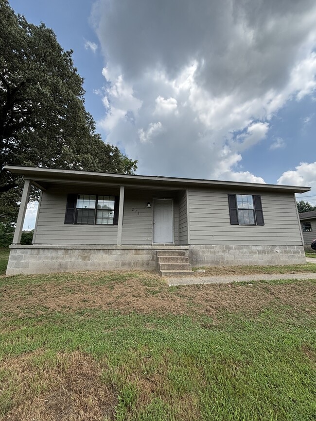 property at 225 College St