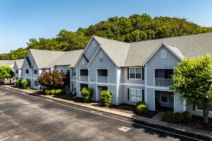 Ashland Park Condominiums in Ashland City, TN - Building Photo