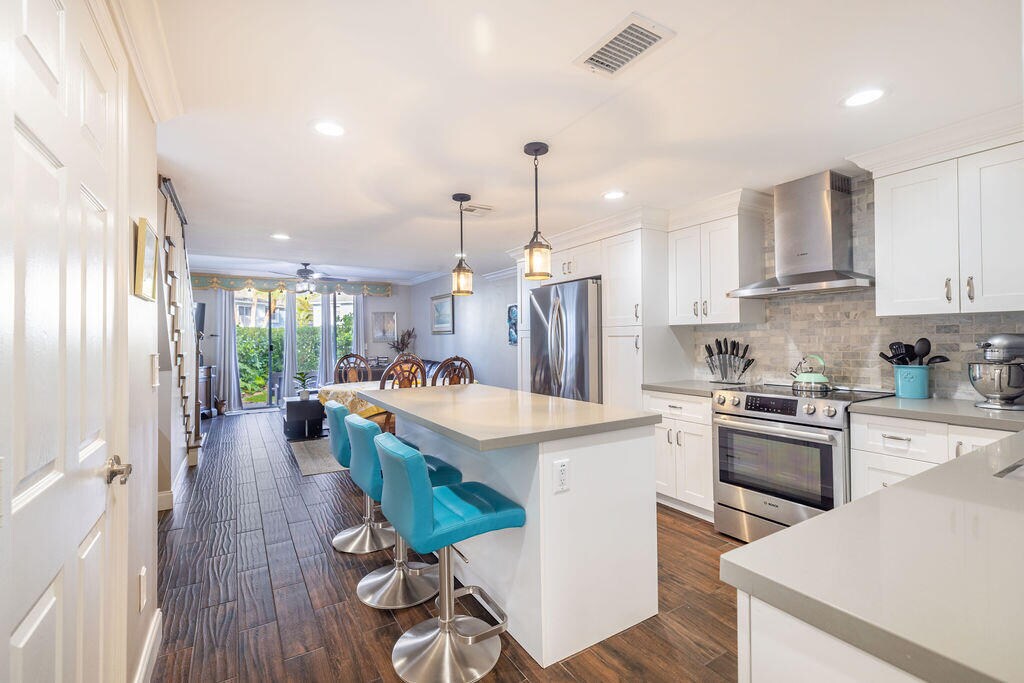 1038 Jeffery St in Boca Raton, FL - Building Photo