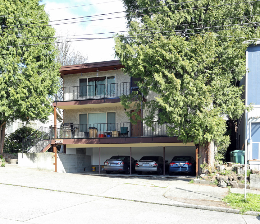 3612 Palatine Ave N in Seattle, WA - Building Photo