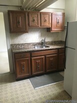 88 Maple St in Malden, MA - Building Photo