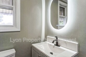 25 Slade St in Pawtucket, RI - Building Photo - Building Photo