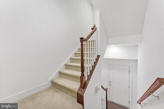 44027 Etna Terrace in Chantilly, VA - Building Photo - Building Photo