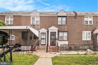 7504 Sherwood Rd in Philadelphia, PA - Building Photo - Building Photo
