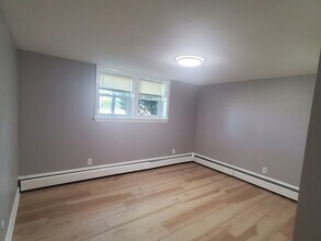 433 Sea St-Unit -1 in Quincy, MA - Building Photo - Building Photo