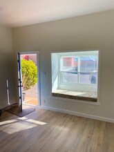 408 West St in Oceanside, CA - Foto de edificio - Building Photo