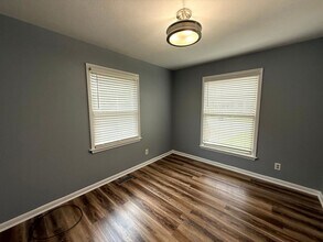 529 Waterbury Dr in Fayetteville, NC - Building Photo - Building Photo