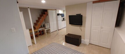 22 Hingham St in Cambridge, MA - Building Photo - Building Photo