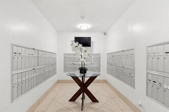 7100 JFK Blvd E, Unit 9R in Guttenberg, NJ - Foto de edificio - Building Photo