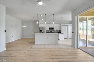 1725 Morning Sun Ln in Naples, FL - Building Photo - Building Photo