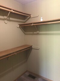 675 Ashworth Dr, Unit Three photo'