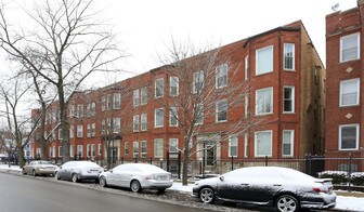 1418 E 73rd St Apartamentos