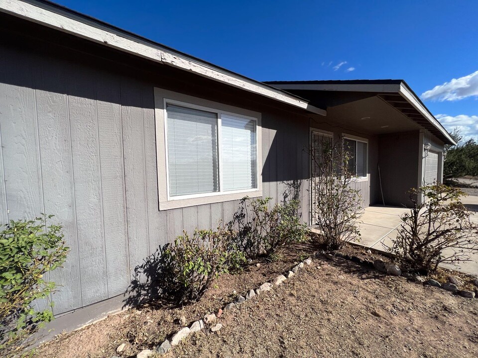 4600 E Caren Way in Lake Montezuma, AZ - Building Photo