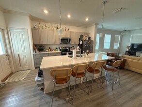 1101 13th Ave S in St. Petersburg, FL - Building Photo - Building Photo