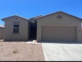 1565 E Kingman Pl in Casa Grande, AZ - Building Photo