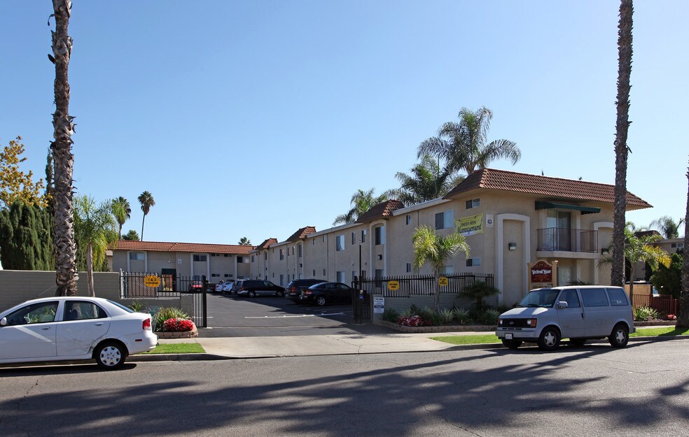 3261 Ivanhoe Ranch Rd Apartments and Nearby El Cajon