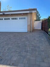 926 Tupelo Wood Ct, Unit B in Thousand Oaks, CA - Foto de edificio - Building Photo