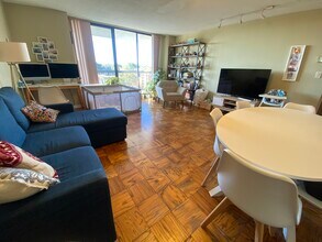 60 Longwood Ave, Unit 710 in Brookline, MA - Building Photo - Building Photo