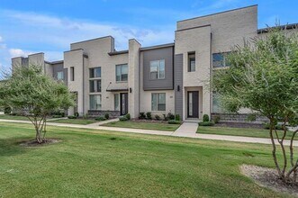 611 Collier Dr in Plano, TX - Building Photo - Building Photo