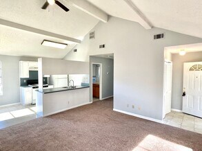 3320 Blumie St in Austin, TX - Building Photo - Building Photo