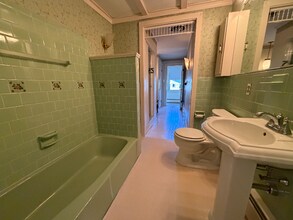 529 Park Ave in Woonsocket, RI - Foto de edificio - Building Photo