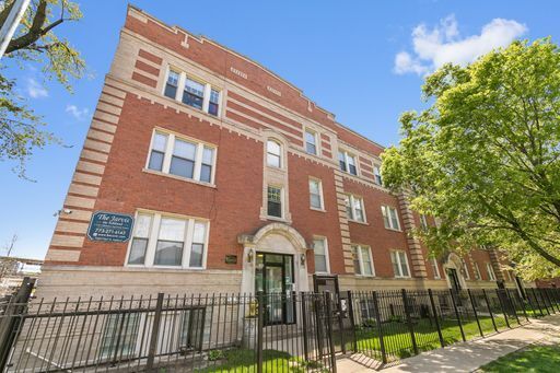 property at 7361 N Ashland Blvd