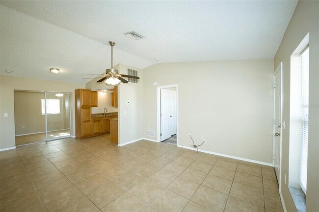 207 Periwinkle Rd in Venice, FL - Building Photo - Building Photo