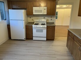 33 Gorham St, Unit 2 Apartamentos