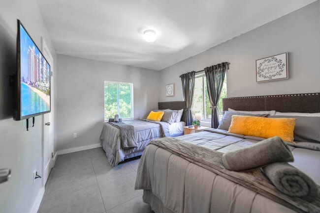 437 NE 69th St, Unit SI FL2-ID1022318P in Miami, FL - Building Photo - Building Photo