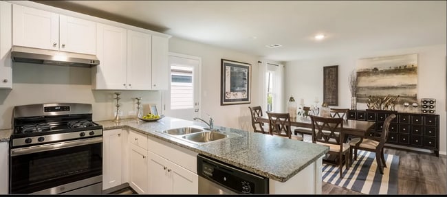 12111 Overton Wy in San Antonio, TX - Building Photo - Building Photo