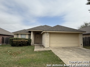 1511 Dustin Cade Dr in New Braunfels, TX - Building Photo