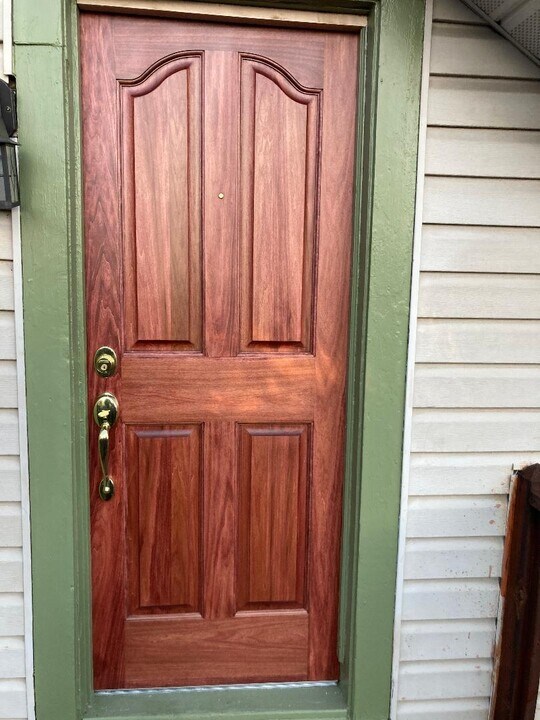 1528 Quarrier St in Charleston, WV - Building Photo