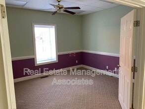 137 N Hill St in Griffin, GA - Building Photo - Building Photo