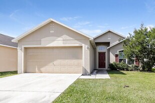 5180 Gulf Sturgeon Ln in St. Cloud, FL - Building Photo