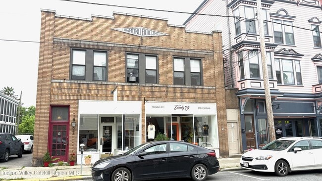 property at 725 Warren St