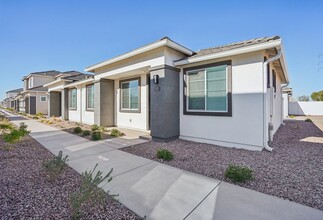 The Ranches at Gunsmoke in Maricopa, AZ - Foto de edificio - Building Photo