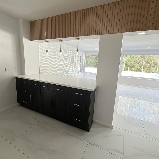 996 Palisade Ave in Teaneck, NJ - Building Photo - Building Photo