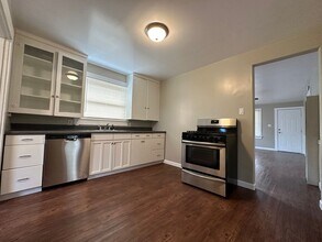 104 North St in Taft, CA - Building Photo - Building Photo