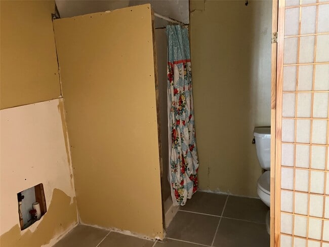 property at 312 S Mechanic St