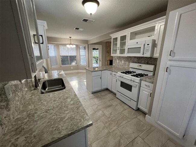 5909 Avery Island Ave in Austin, TX - Building Photo - Building Photo