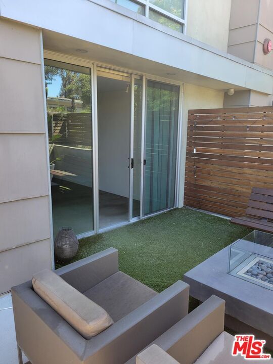 property at 5806 Waring Ave