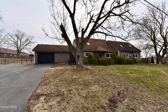467 Co Rd 75 in Mechanicville, NY - Building Photo - Building Photo