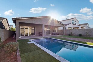 19770 W Montecito Ave in Litchfield Park, AZ - Building Photo