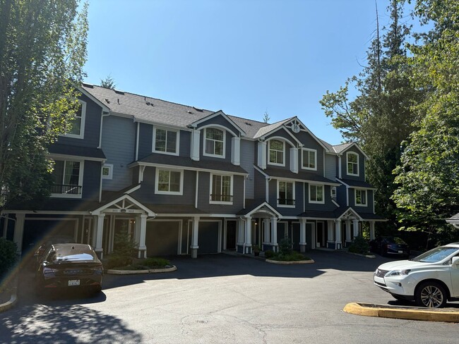 property at 16125 Juanita Woodinville Way NE