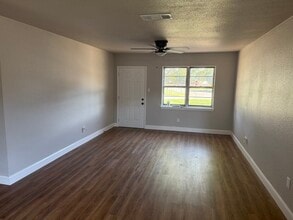 4100 Wrangler Dr in Wichita Falls, TX - Building Photo - Building Photo